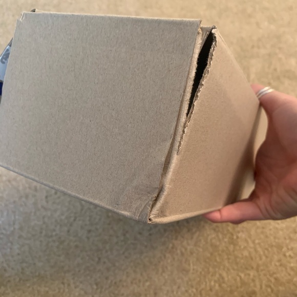 SOLD! BNIB Rothy’s Indigo Giraffe points - Picture 6 of 6